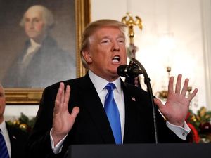 Media Ternama AS Lontarkan Hinaan Keras pada Trump