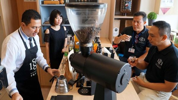 Manisnya Bisnis dari Mesin Pembuat Kopi
