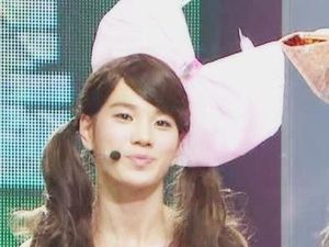 10 Selebriti Pria Korea Dandan Jadi Wanita, Penampilannya Lebih Cantik Darimu