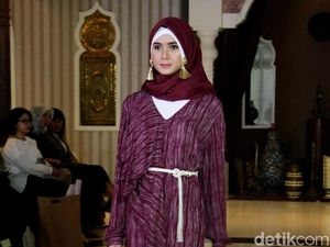 Foto: 20 Koleksi Busana Muslim Karya Jenahara yang Terinspirasi Maroko