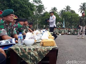 Jenderal Gatot Pamitan Ke Prajurit Kostrad Jenderal Gatot Pamitan Ke Prajurit Kostrad