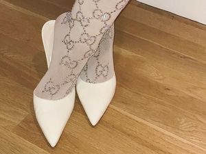 3 Kaus Kaki Seharga Belasan Juta Rupiah, Salah Satunya Pakai Kristal