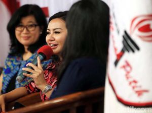 Ketika Perempuan Bicara Politik