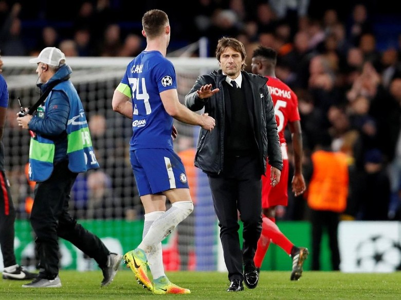Cahill Tak Tahu Perkembangan Rumor Masa Depan Conte Cahill Tak Tahu Perkembangan Rumor Masa Depan Conte