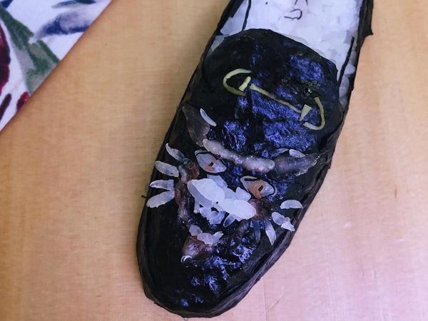 Kreatif! Chef Ini Bikin Sushi Bentuk Sepatu hingga Jaket yang Fashionable