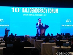 Syal Palestina yang Dipakai Menlu Retno Dibuat Janda-janda di Gaza