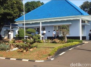 Melihat Rumah Dinas Marsekal Hadi Calon Panglima TNI Melihat Rumah Dinas Marsekal Hadi Calon Panglima TNI