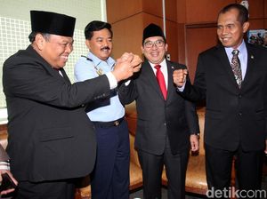 Fadli Zon Anggap Wajar Kedekatan Presiden Jokowi dan Marsekal Hadi