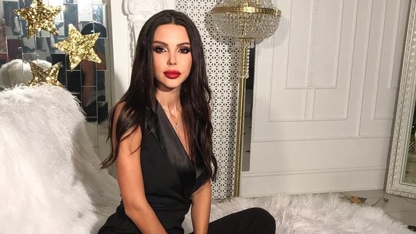 Foto: Iri Banget! Model Rusia Ini Langsung Langsing Lagi Pasca Lahiran