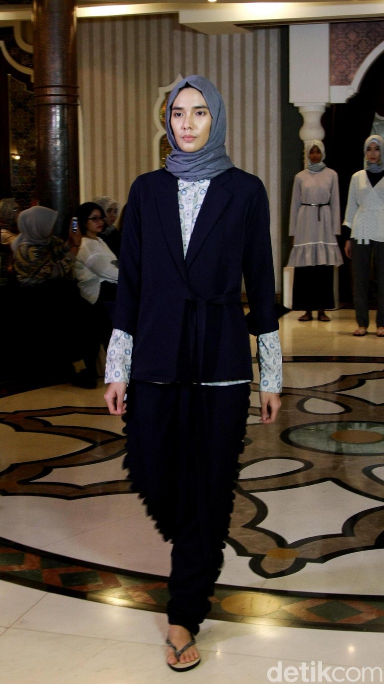 90 Desain  Baju  Muslim  Remaja Cantik Desaprojek
