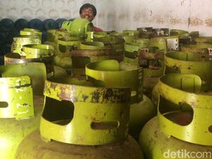 Pemerintah Buka Posko Pantau Stok BBM Hingga Elpiji Jelang Akhir Tahun Pemerintah Buka Posko Pantau Stok BBM Hingga Elpiji Jelang Akhir Tahun