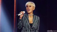 Usai Dikomen Netizen, Agnez Mo Tampil Lebih Tertutup?