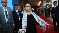 Foto: Syal Palestina Menlu Retno Saat Kutuk Sikap Trump