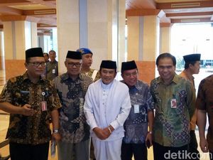 Rhoma Irama Jadi Penceramah pada Acara Maulid Nabi di Balai Kota