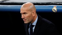 Pelatih Madrid, Zinedine Zidane, juga memenangi gelar itu  Juan Medina/REUTERS