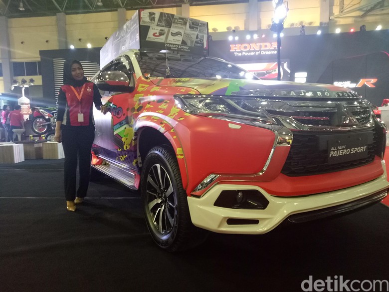 Mitsubishi Pajero Sport Gendong Motor Trail di Makassar