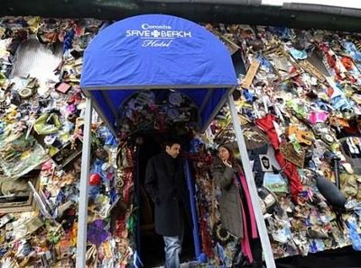 Foto: Hotel yang Dibangun Pakai 2 Ton Sampah
