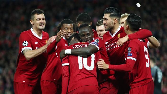 Coutinho saat merayakan gol dengan rekan-rekannya di Liverpool (Clive Brunskill/Getty Images) Coutinho saat merayakan gol dengan rekan-rekannya di Liverpool (Clive Brunskill/Getty Images)