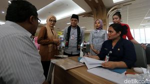 Wakil Ketua Ombudsman Tinjau Mal Pelayanan Publik DKI