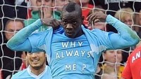 Ini juga jadi momen paling dikenang dari Derby Manchester setelah Mario Balotelli membuat gol ke gawang MU di musim 2011/2012. City menang telak 6-1 di Old Trafford. (Screenshot Youtube)