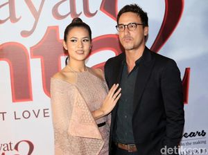 Pose 1 Jari Bareng Raisa, Hamish Daud Disebut Netizen Dukung Jokowi