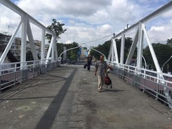 Jembatan Titi Gantung yang Memprihatinkan
