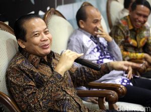 DPR: Jangan Biarkan Kuli Asing Berkeliaran di Indonesia DPR: Jangan Biarkan Kuli Asing Berkeliaran di Indonesia