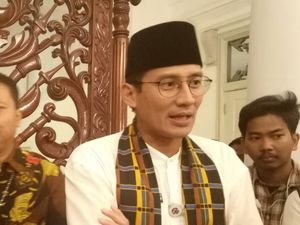 Sandiaga Ingin Turunkan Angka Kemiskinan di DKI Hingga 2,7% Sandiaga Ingin Turunkan Angka Kemiskinan di DKI Hingga 2,7%