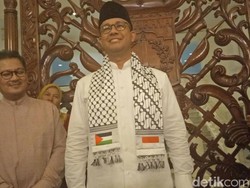 Asal Muasal 2 Syal Indonesia-Palestina yang Dipakai Anies