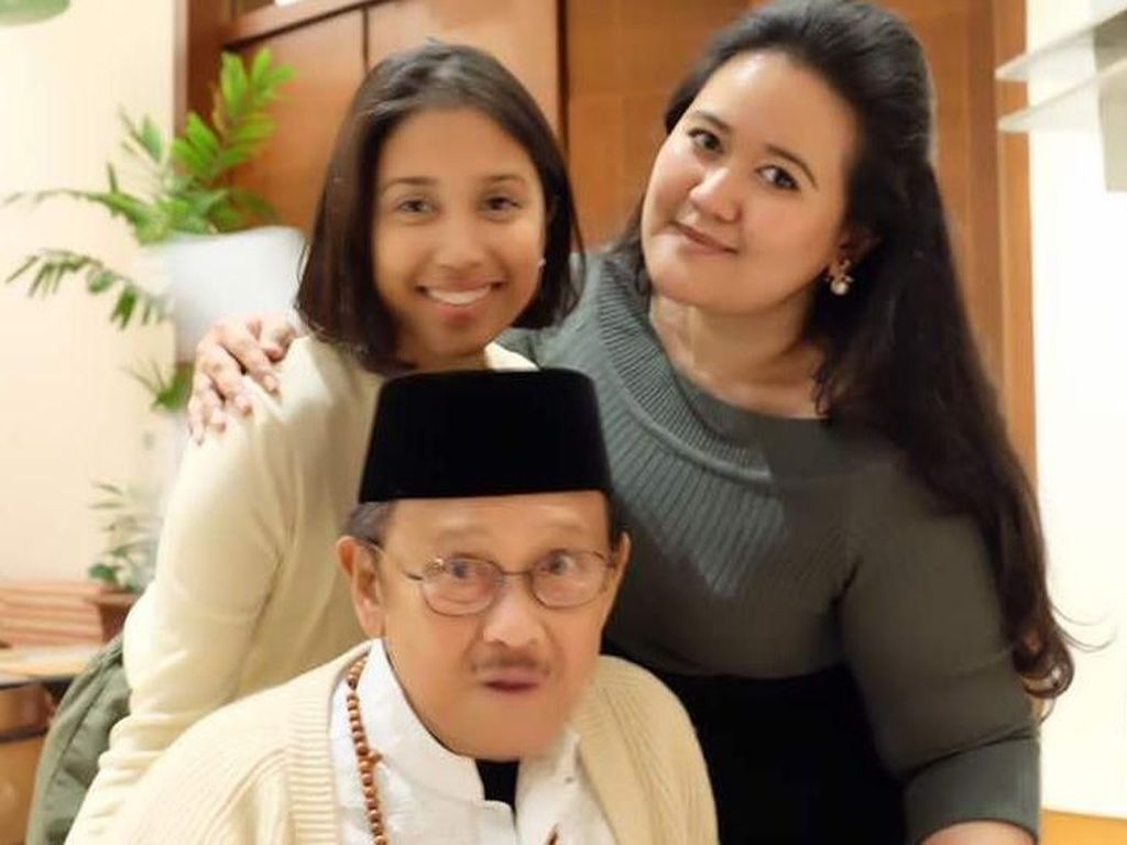 Jadi Cucu B.J. Habibie, Putri Habibie Pernah Dicemooh Jadi Cucu B.J. Habibie, Putri Habibie Pernah Dicemooh