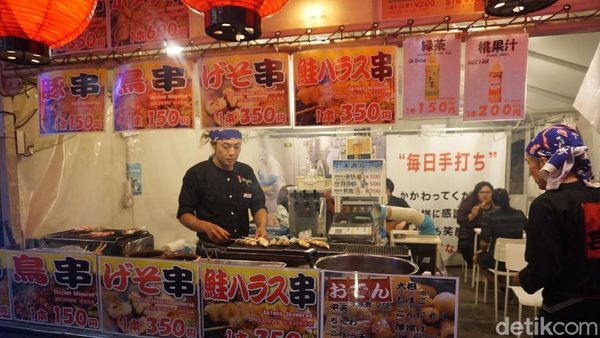 Foto: Wisata Kuliner Malam di Osaka, Ini yang Enak-enak!