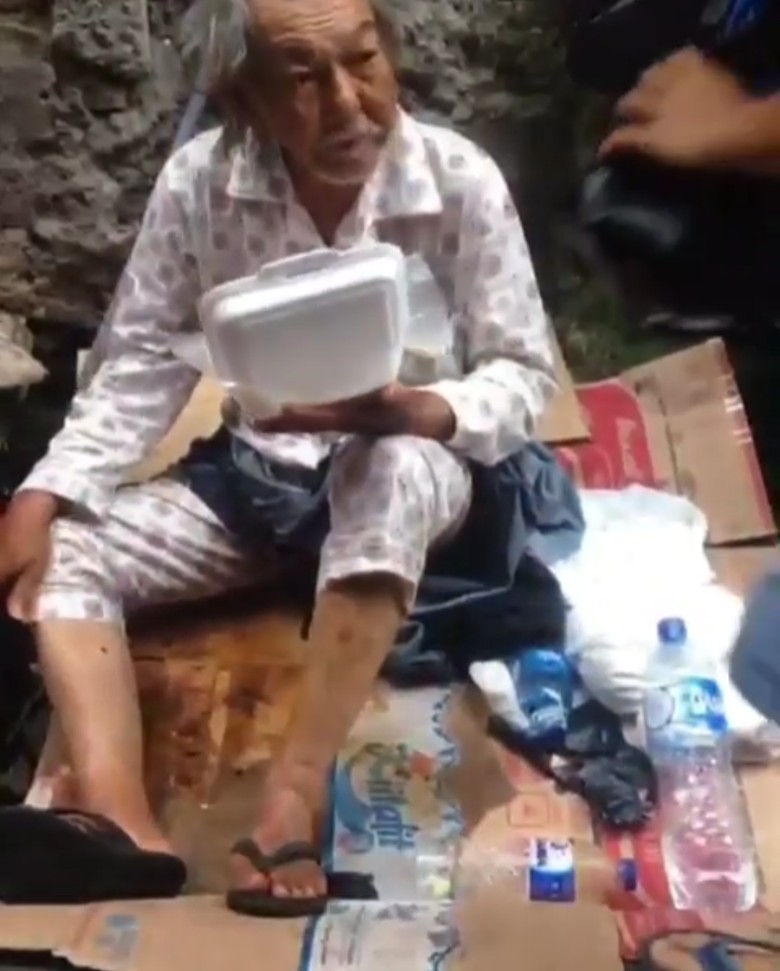 Pria Lansia Telantar di Got, Anak Diimbau Merawat Agar Tak Durhaka Pria Lansia Telantar di Got, Anak Diimbau Merawat Agar Tak Durhaka