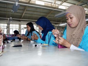 Kisah Amir, Sarjana Teknik yang Jadi Pengusaha Bulu Mata Palsu