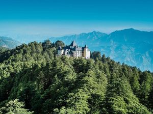 Ini 6 Penginapan Terindah Dunia di Ketinggian