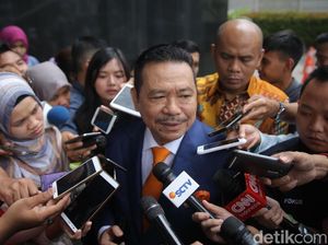 Mundur Jadi Pengacara Novanto, Otto: Tak Ada Kesepakatan Jelas Mundur Jadi Pengacara Novanto, Otto: Tak Ada Kesepakatan Jelas