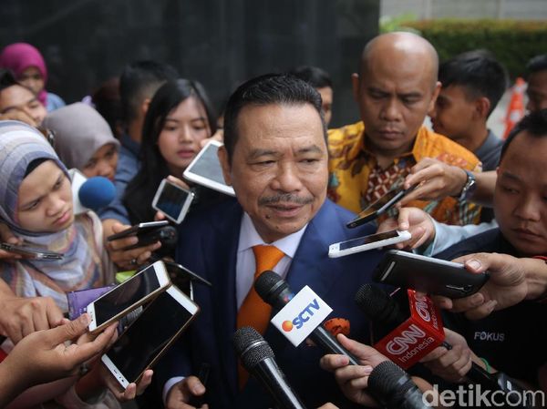 Foto: Otto Hasibuan Tak Lagi Membela Novanto