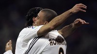 Ronaldo Luis Nazario Da Lima juga memenangi gelar itu saat memperkuat Real Madrid pada 2002. Itu berkat keberhasilannya membawa Brasil juara Piala Dunia 2002 (Denis Doyle/Getty Images)