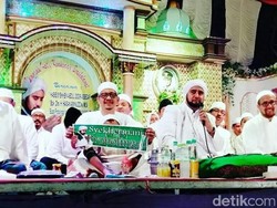 Kota Kraksaan Bersholawat Ajak Warga Bersatu Jaga NKRI