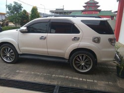 Sulit Dilihat, Bagaimana Cegah Agar Kaca Mobil Tidak Mudah Pecah?