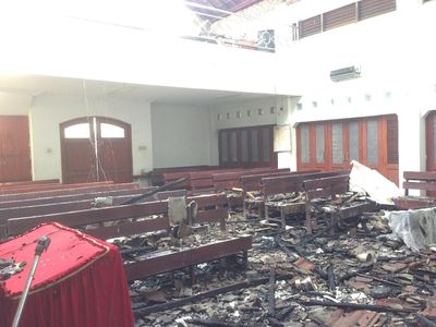 Foto: GKI Gembrong Rusak Terimbas Kebakaran Pasar