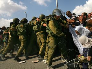 Mereka Yahudi yang Membangkang