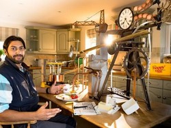 Keren! Peternak Ini Ciptakan Mesin Pembuat Poached Egg