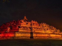 Malam Tahun Baru di Candi Borobudur, Ada Balon LED yang Cantik