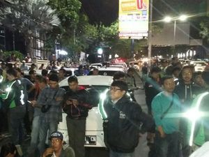Salah Paham, Taksi Online dan Angkot di Malang Nyaris Bentrok