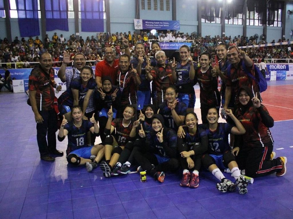 Putri Bank Jatim Juara Usai Kalahkan Popsivo di Final Livoli Putri Bank Jatim Juara Usai Kalahkan Popsivo di Final Livoli