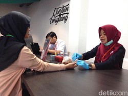 Reblood: The Life Force Awakens, Donor Darah ala Milenial
