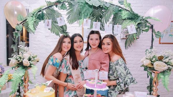 Summer Vibe! Cantiknya Nabila Syakieb saat Babyshower