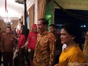 Jokowi: Danar Hadi adalah Pejuang Batik hingga Harum di Mana-mana