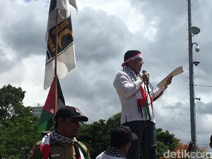 PKS Kirim Surat Terbuka untuk Trump dan Ancam Boikot Produk AS