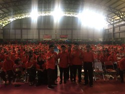 Di Kediri dan Tulungagung, Anas Sapa Anak Muda Hingga Kader PDIP